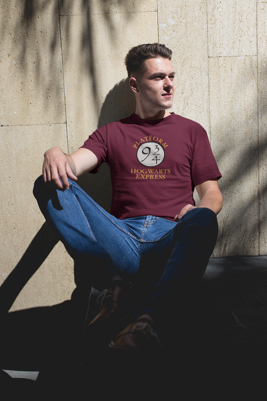 HOGWARTS EXPRESS : HARRY POTTER - HALF-SLEEVE T-SHIRTS MAROON