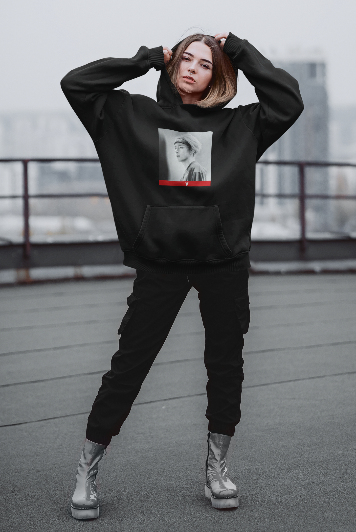 BTS Kim Taehyung V : BTS - WINTER HOODIES BLACK