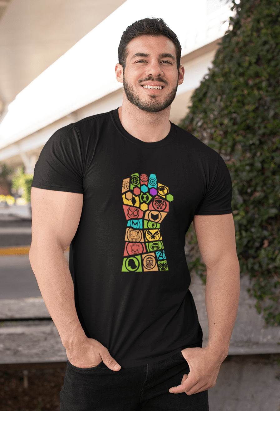 INFINITY GAUNTLET : HALF-SLEEVE T-SHIRTS BLACK