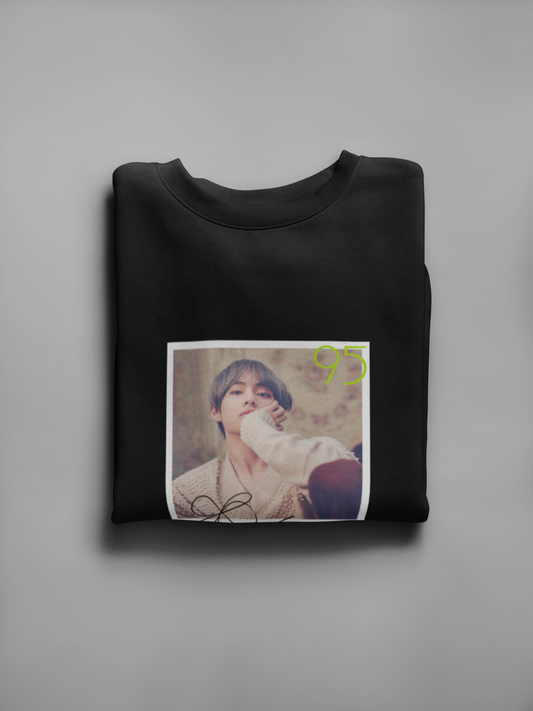 BTS V AUTOGRAPH : BTS - Winter Sweatshirts