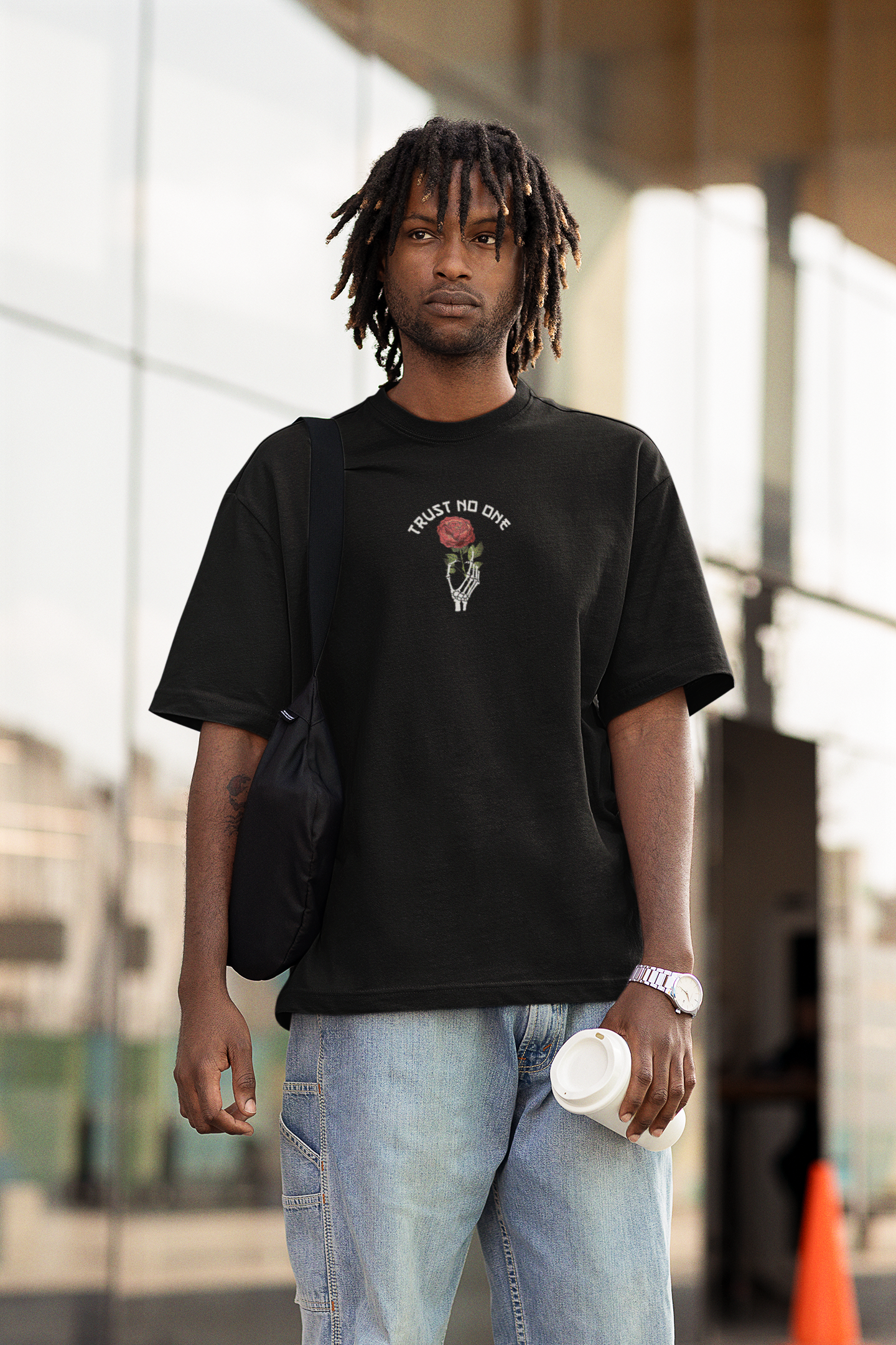 Trust No One (Double Sided Print): Oversized T-SHIRT