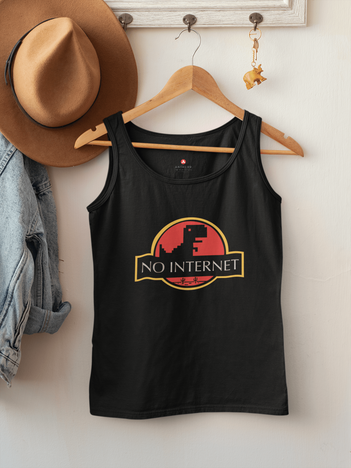 "NO INTERNET"- SLEEVELESS T-SHIRTS BLACK