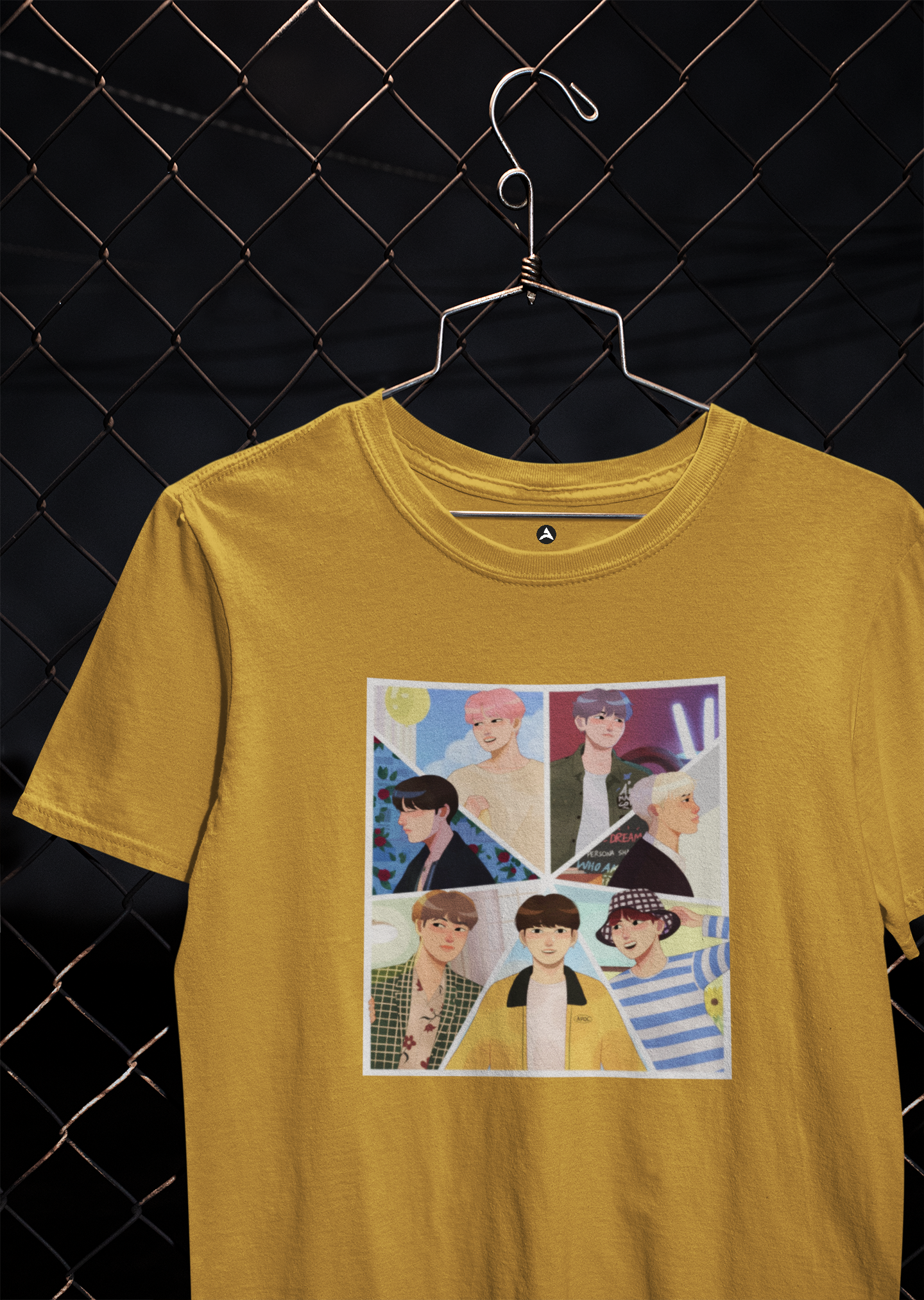 BTS Buddies : BTS - HALF-SLEEVE T-SHIRTS