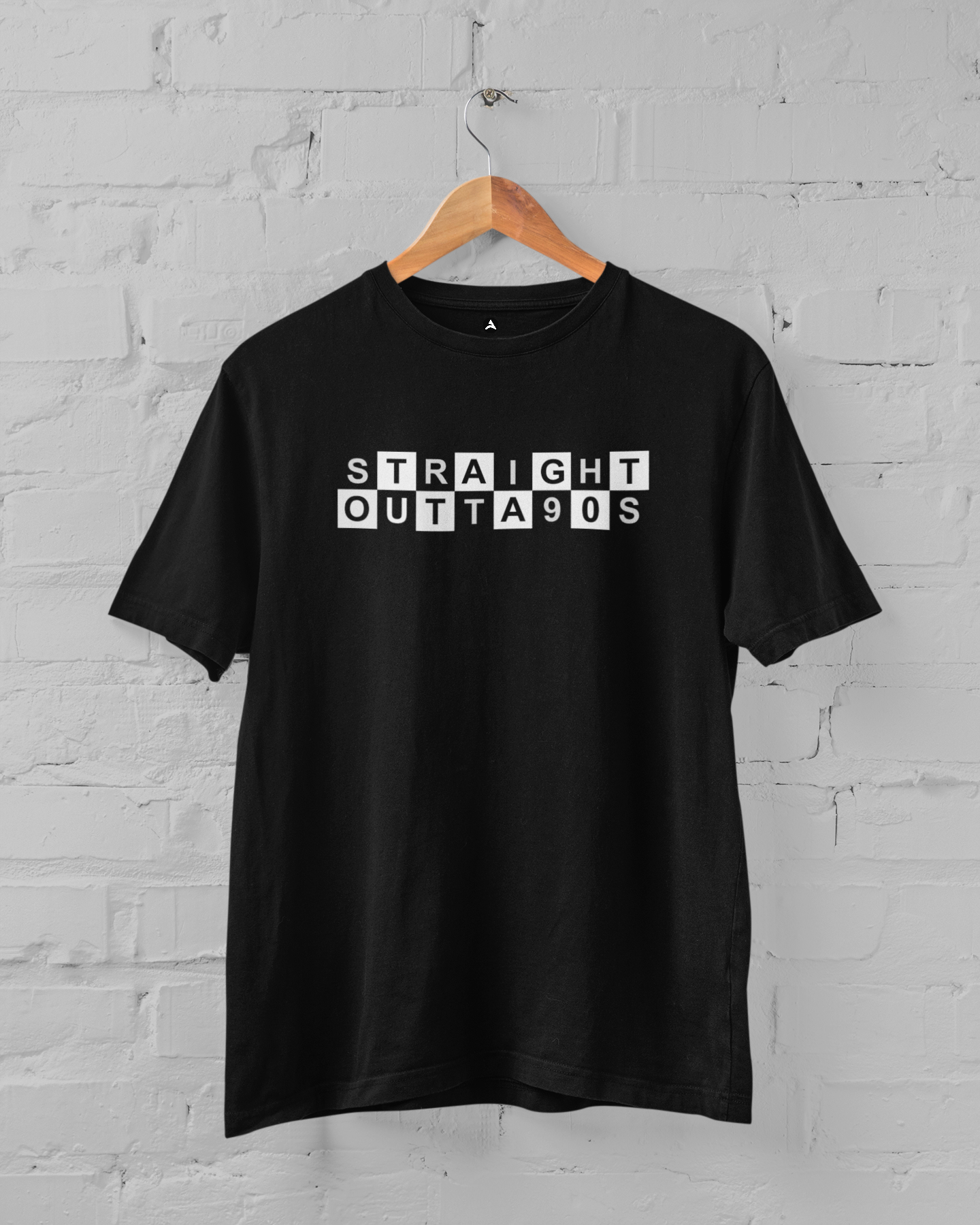 Straight Outta 90s - Regular Fit T-SHIRTS BLACK