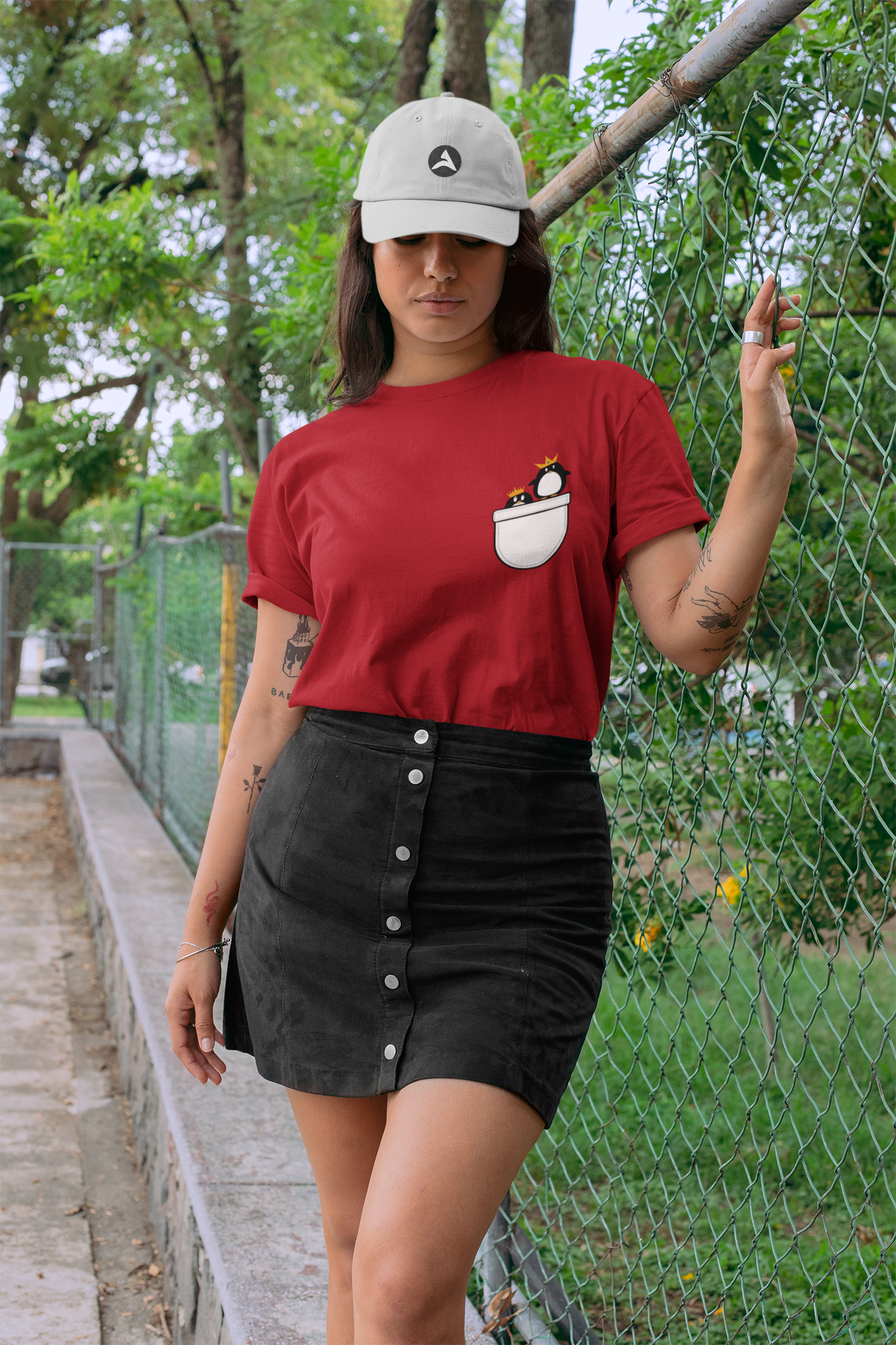"CUTE PINGU"- HALF-SLEEVE POCKET DESIGN T-SHIRT'S RED