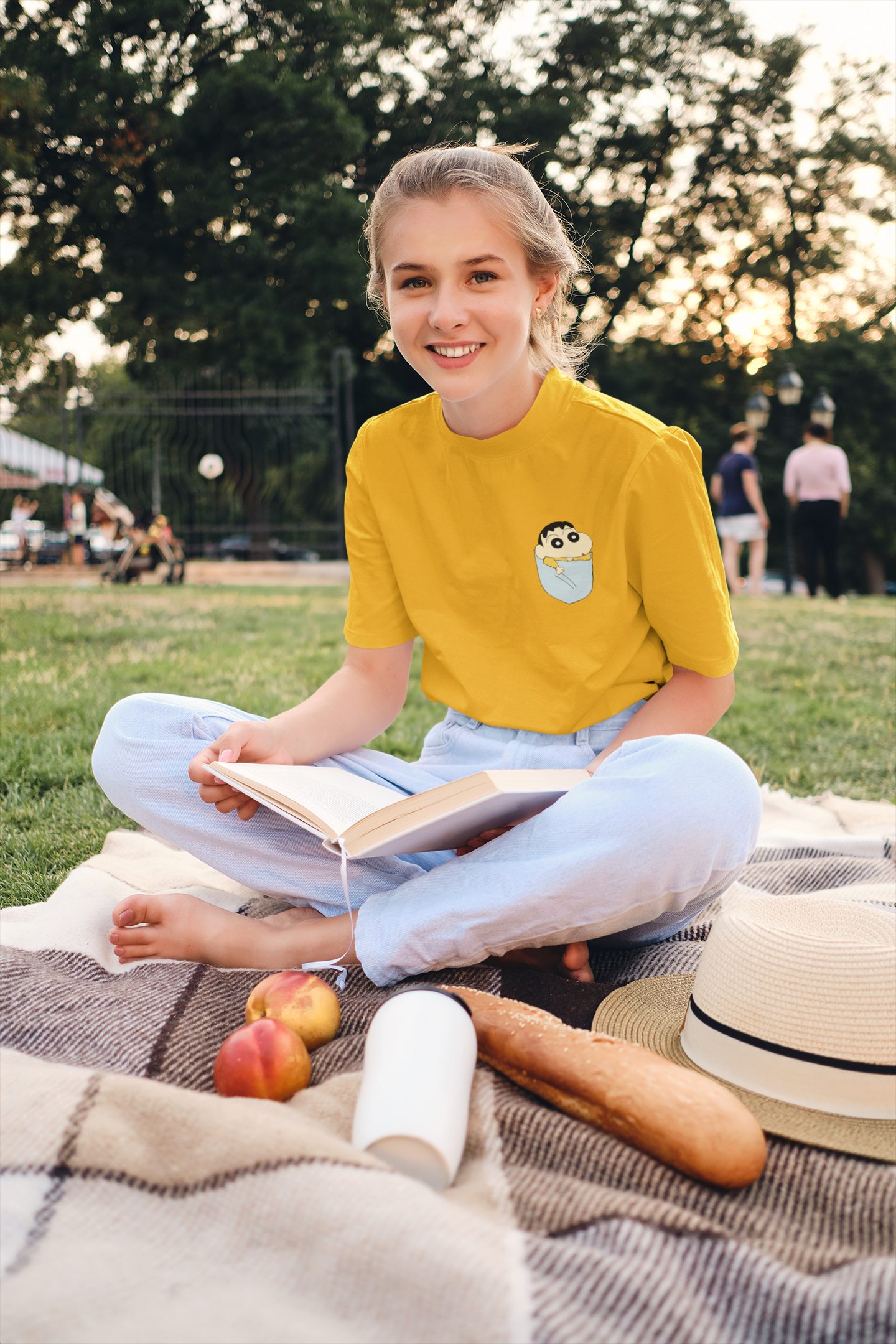 Shinchan - HALF-SLEEVE POCKET DESIGN T-SHIRTS. YELLOW