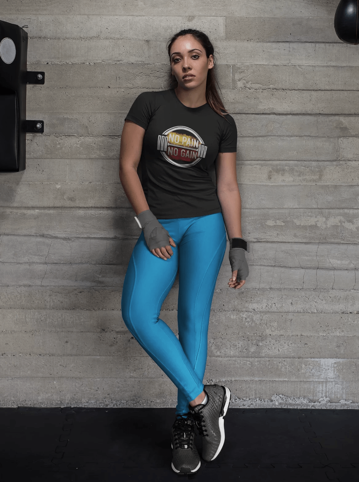 "NO PAIN, NO GAIN" - HALF-SLEEVE T-SHIRT BLACK