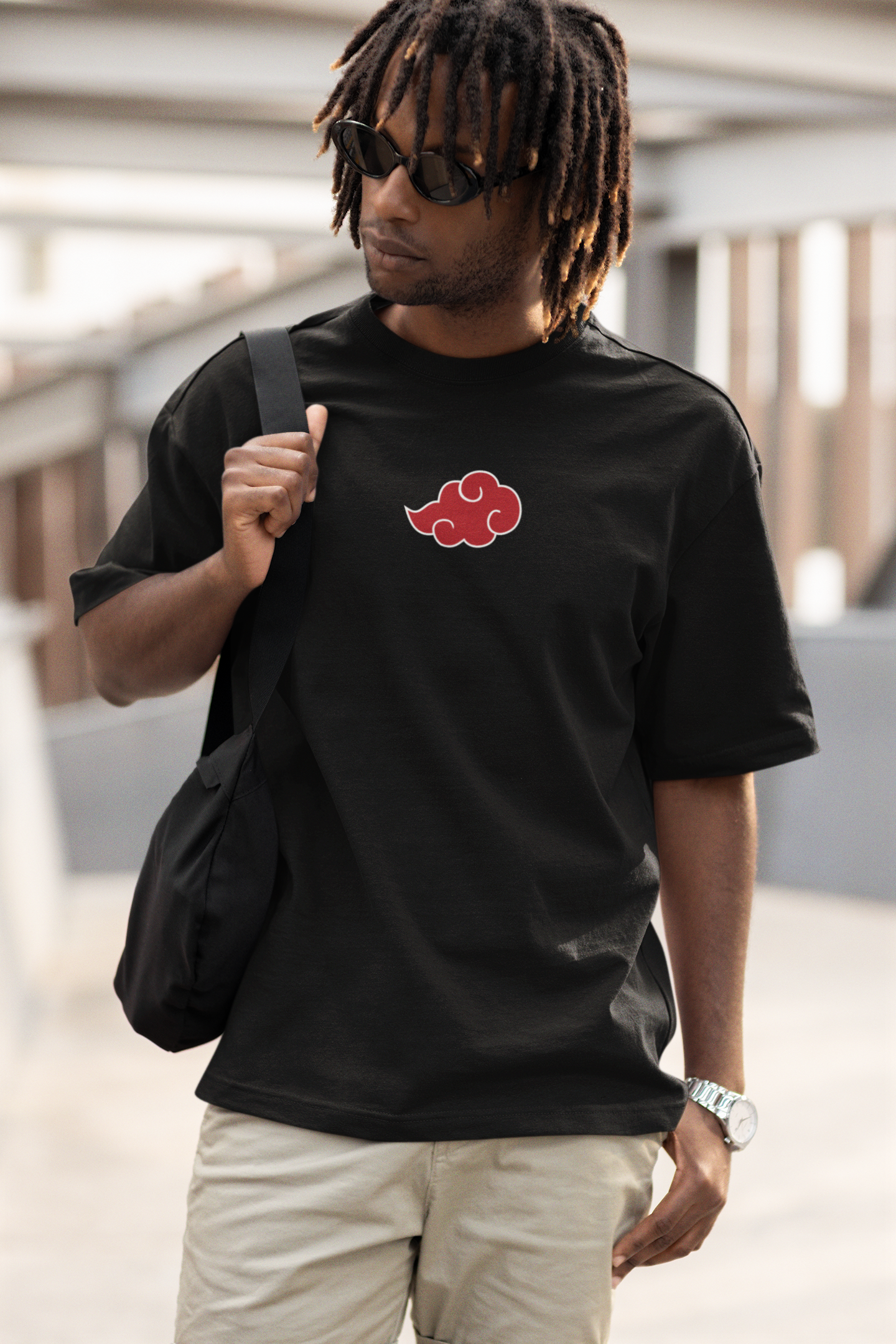 Itachi Uchiha: Akatsuki (Double Sided Print): Oversized T-Shirts