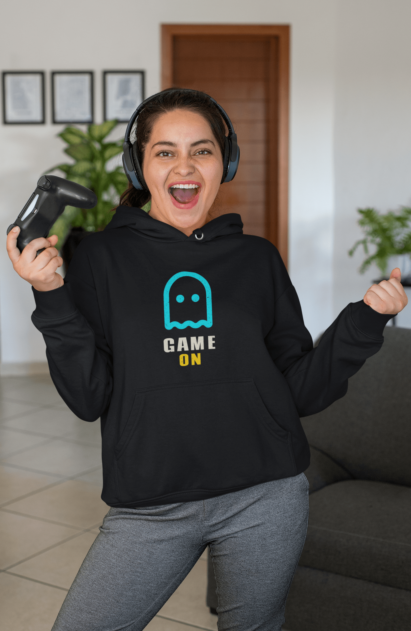 "GAME ON " - WINTER HOODIES BLACK