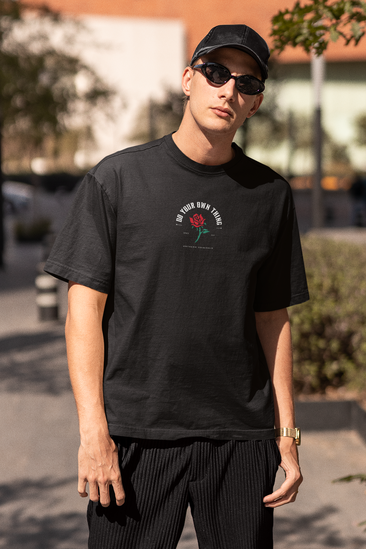 Do your own thing (Double Sided Print): Oversized T-SHIRT