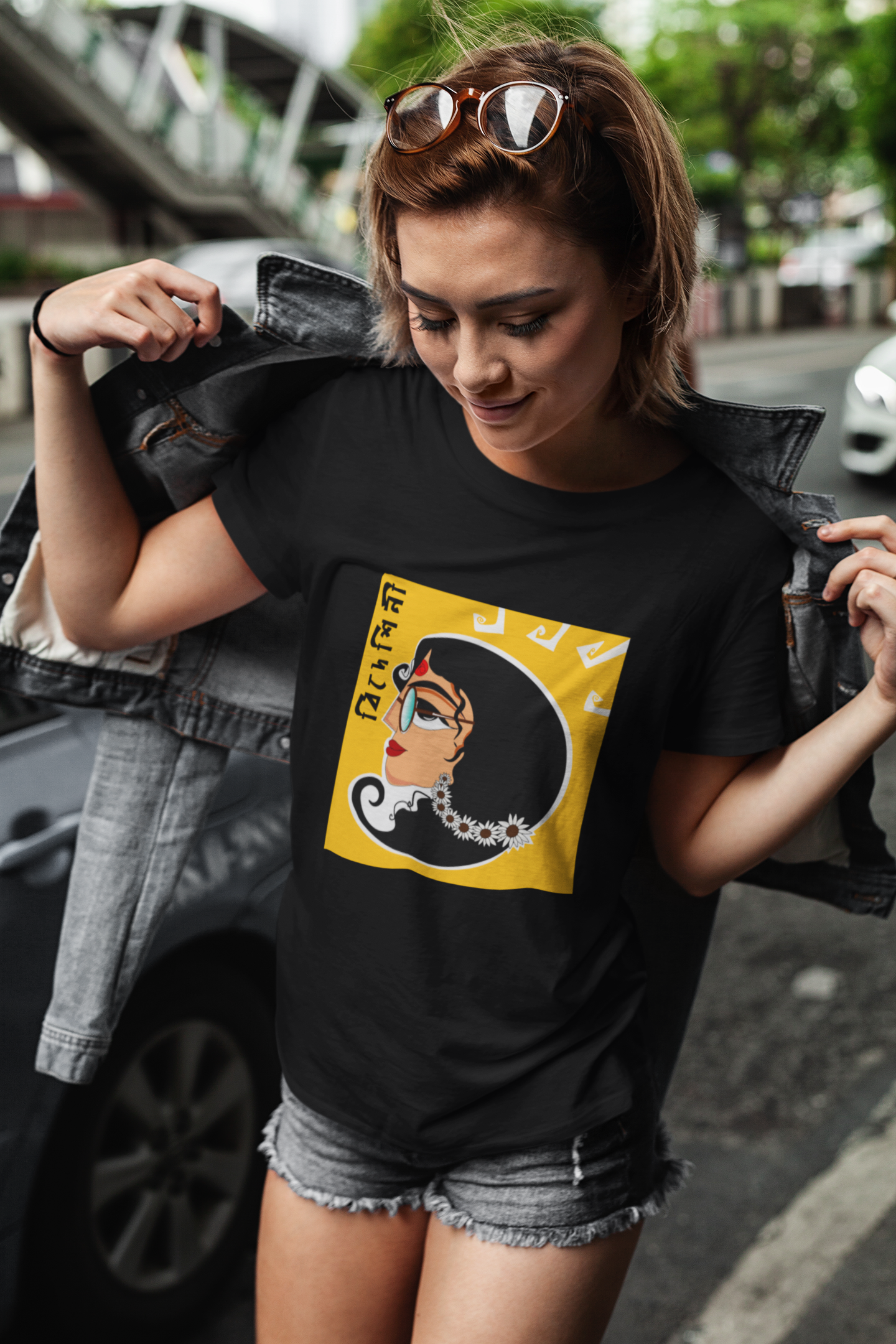 BIDESHINI BIDESHINI : BENGALI FEVER -HALF-SLEEVE T-SHIRTS BLACK