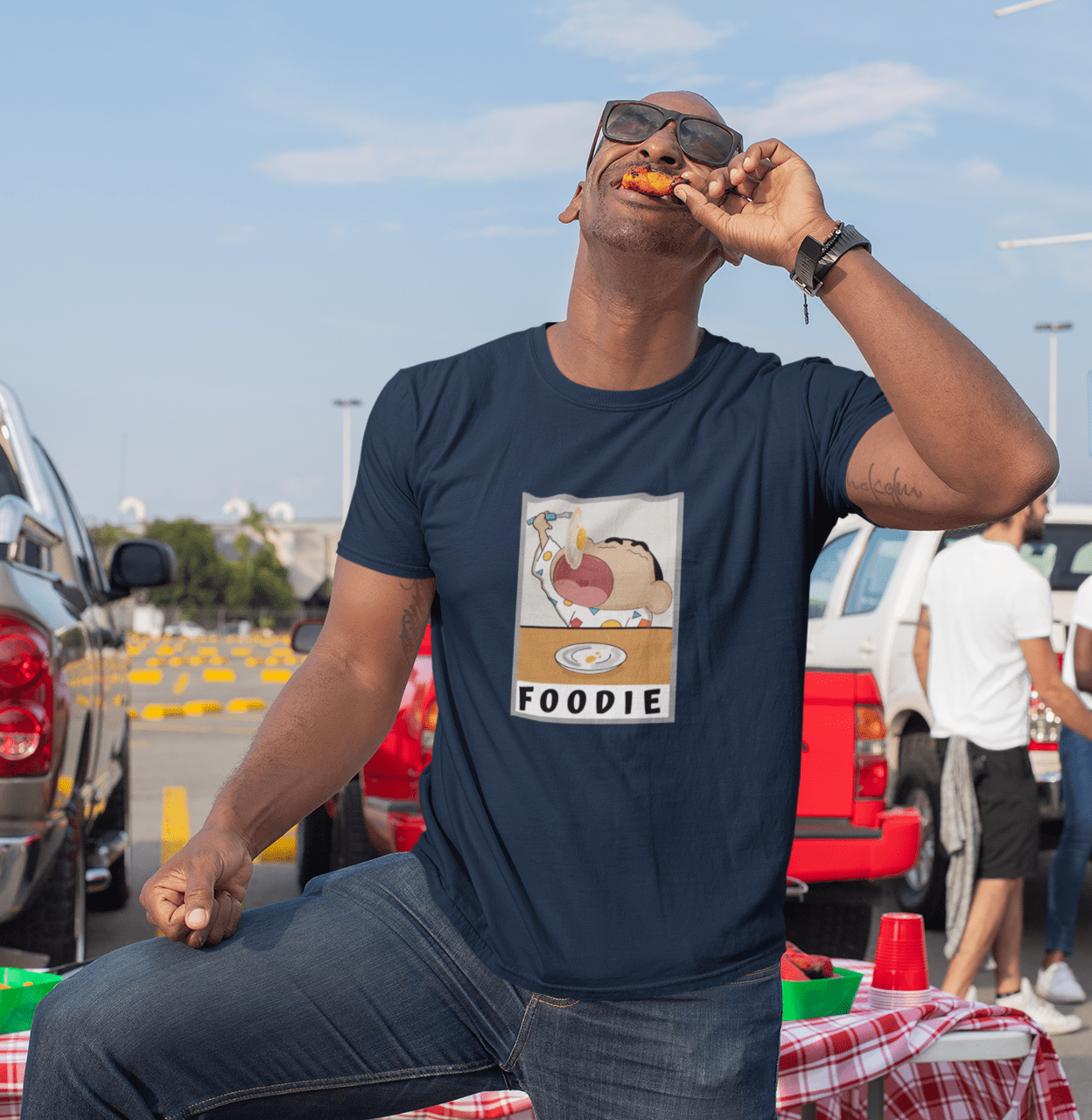 "FOODIE"- SHINCHAN : HALFSLEEVE T-SHIRTS NAVY BLUE