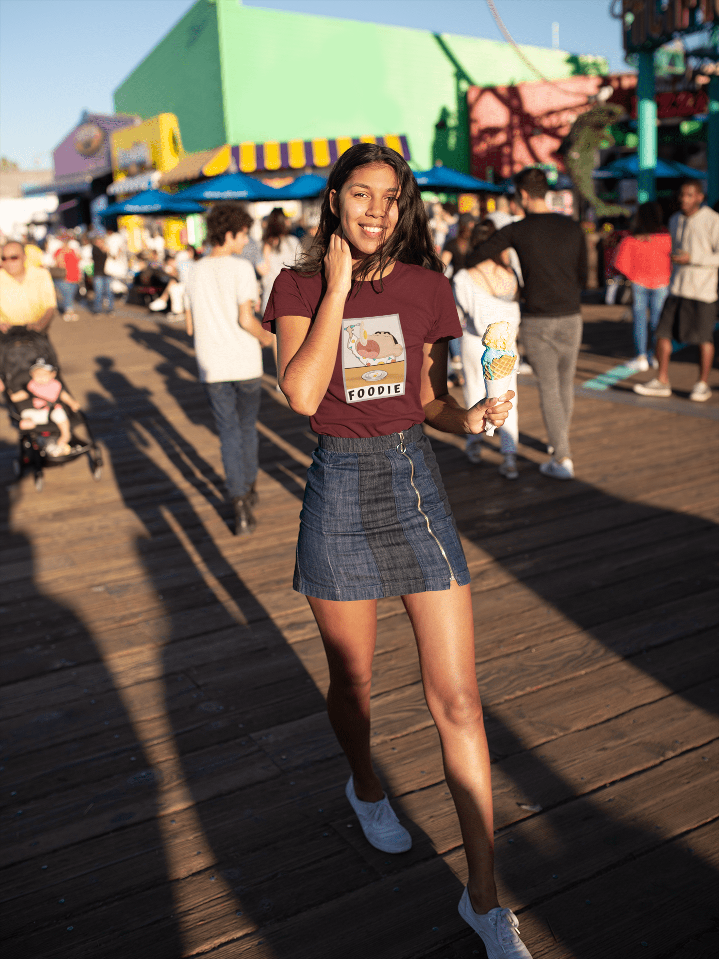 "FOODIE"- SHINCHAN : HALF-SLEEVE T-SHIRTS MAROON