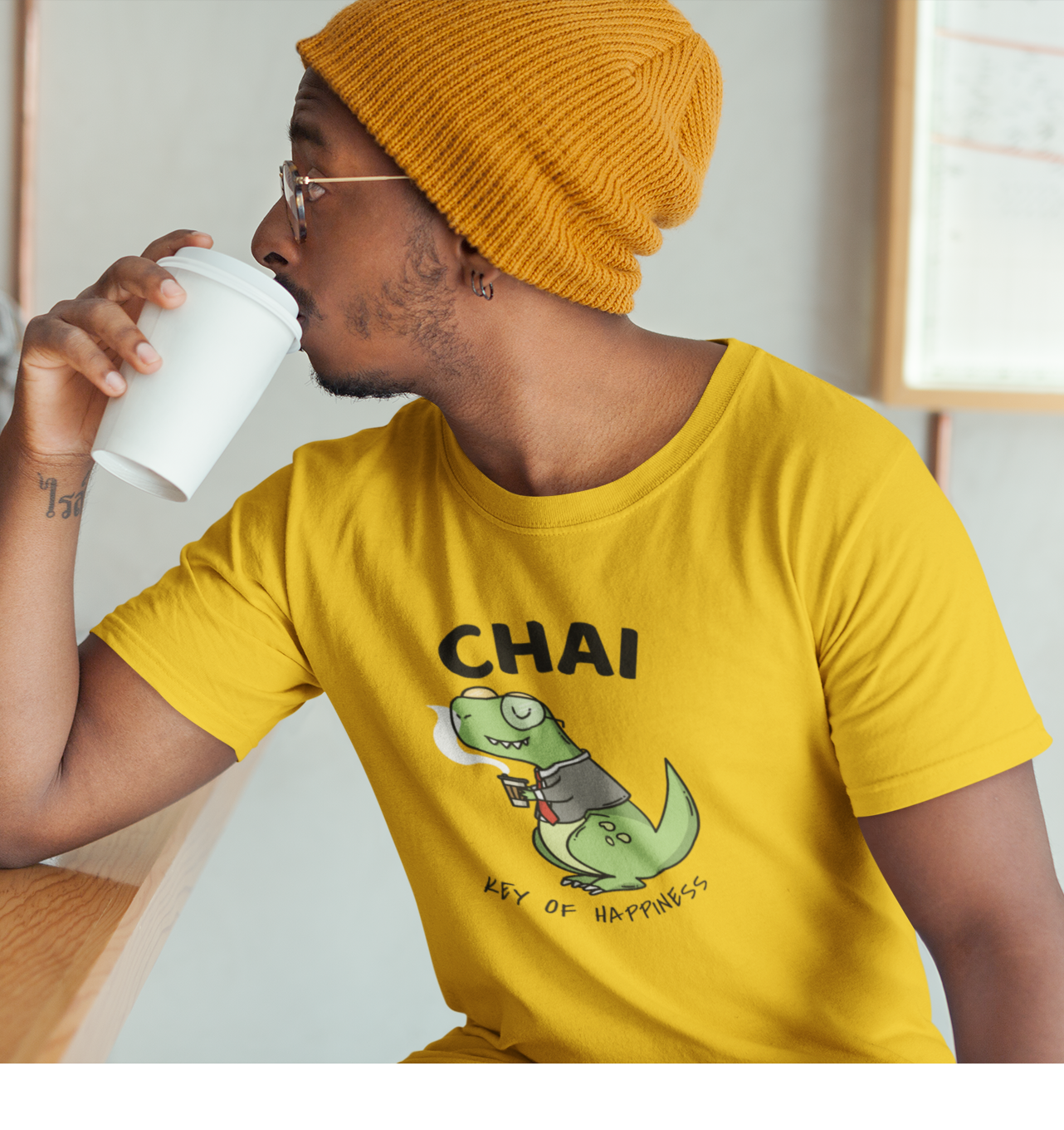 CHAI - KEY OF HAPPINESS : HALF-SLEEVE T-SHIRTS YELLOW