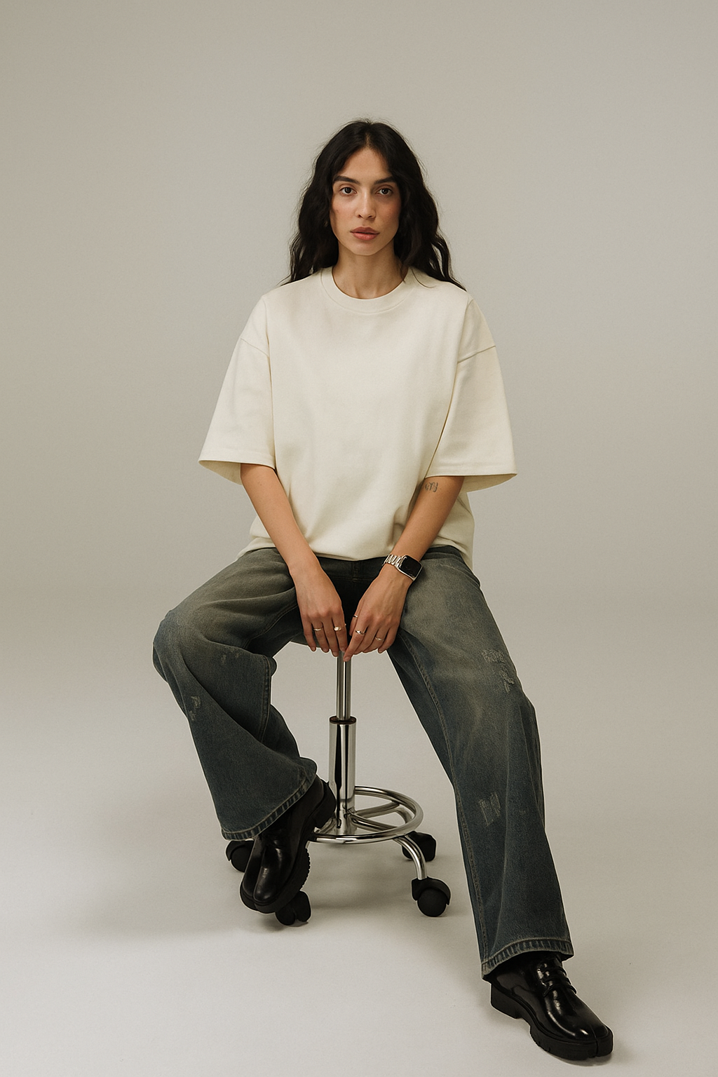 Basic off white oversized tshirt India women streetwear
