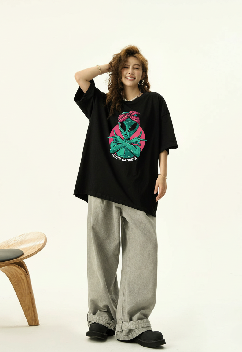 Alien Gangsta: ALIEN & SPACE- Unisex Oversized T-Shirts