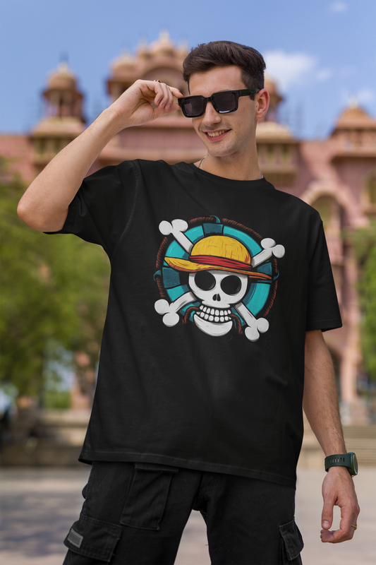Straw Hat Pirate: Monkey D Luffy- Oversized T-Shirts BLACK