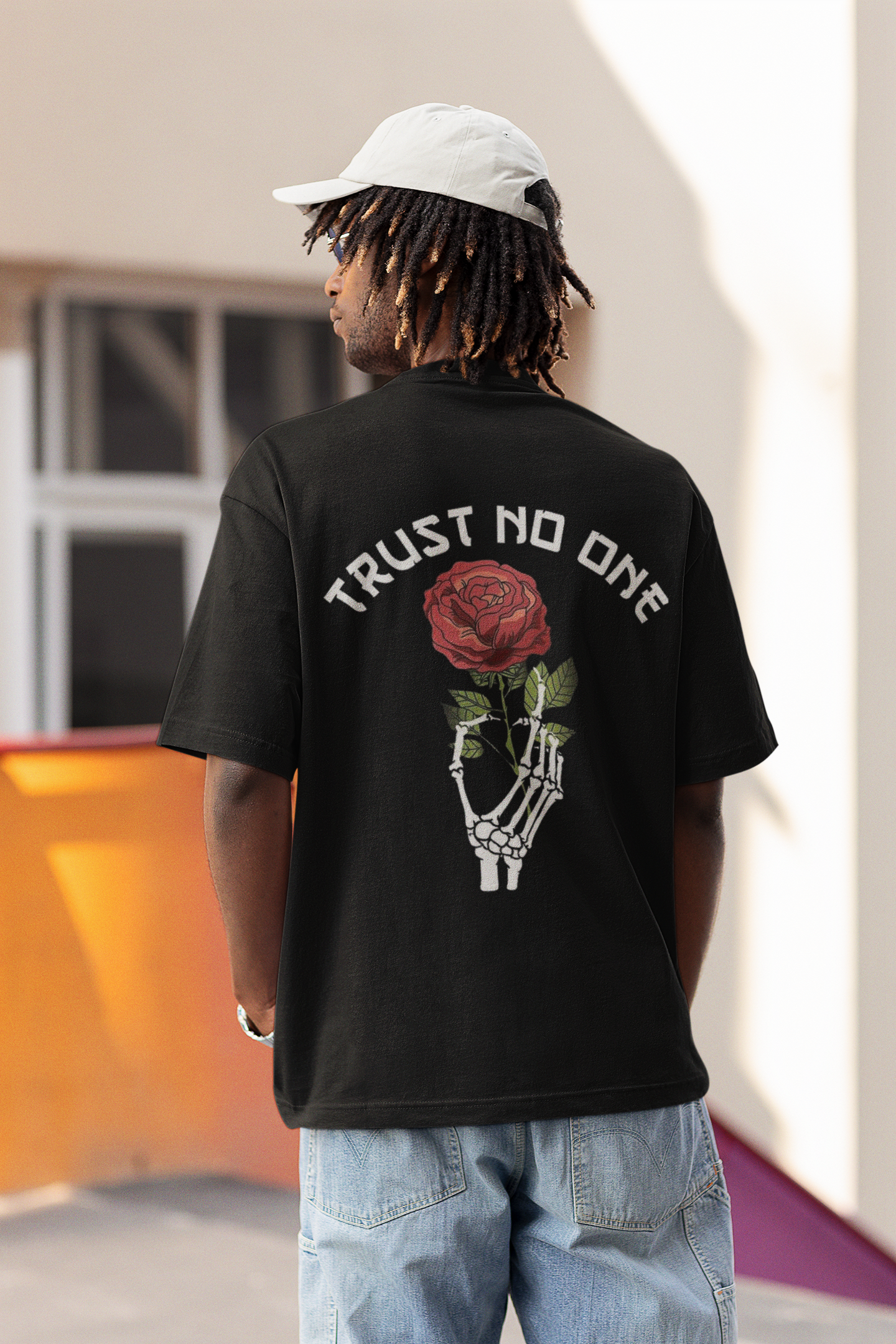 Trust No One (Double Sided Print): Oversized T-SHIRT BLACK