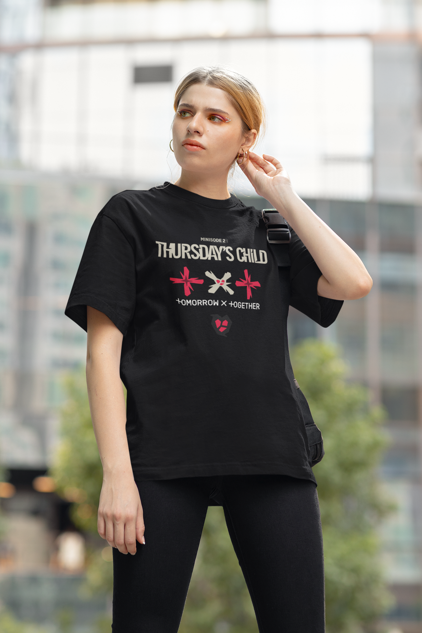 Minisode 2 - Thursday's Child: TXT- Tomorrow X Together- Regular fit Unisex T-Shirts BLACK