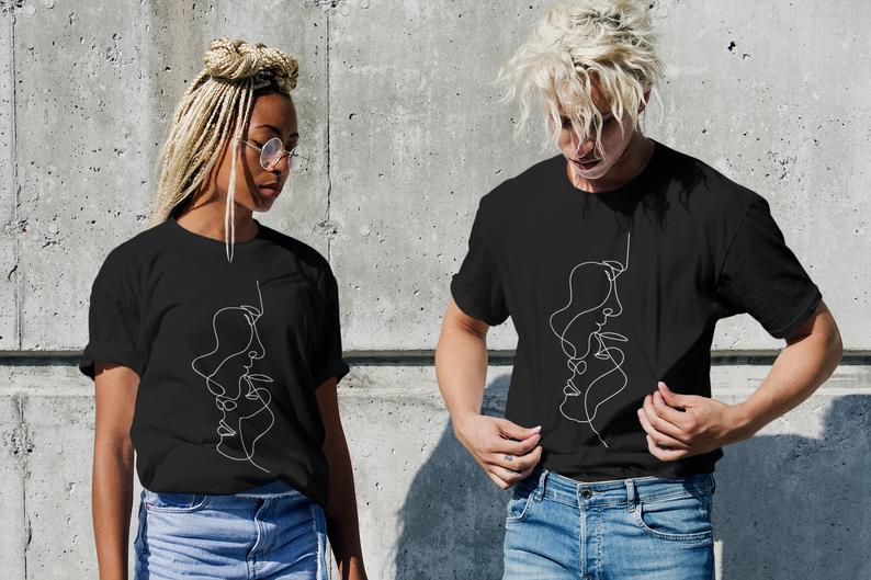 Couple Line Art - MINIMAL: Unisex Half-Sleeve T-Shirt