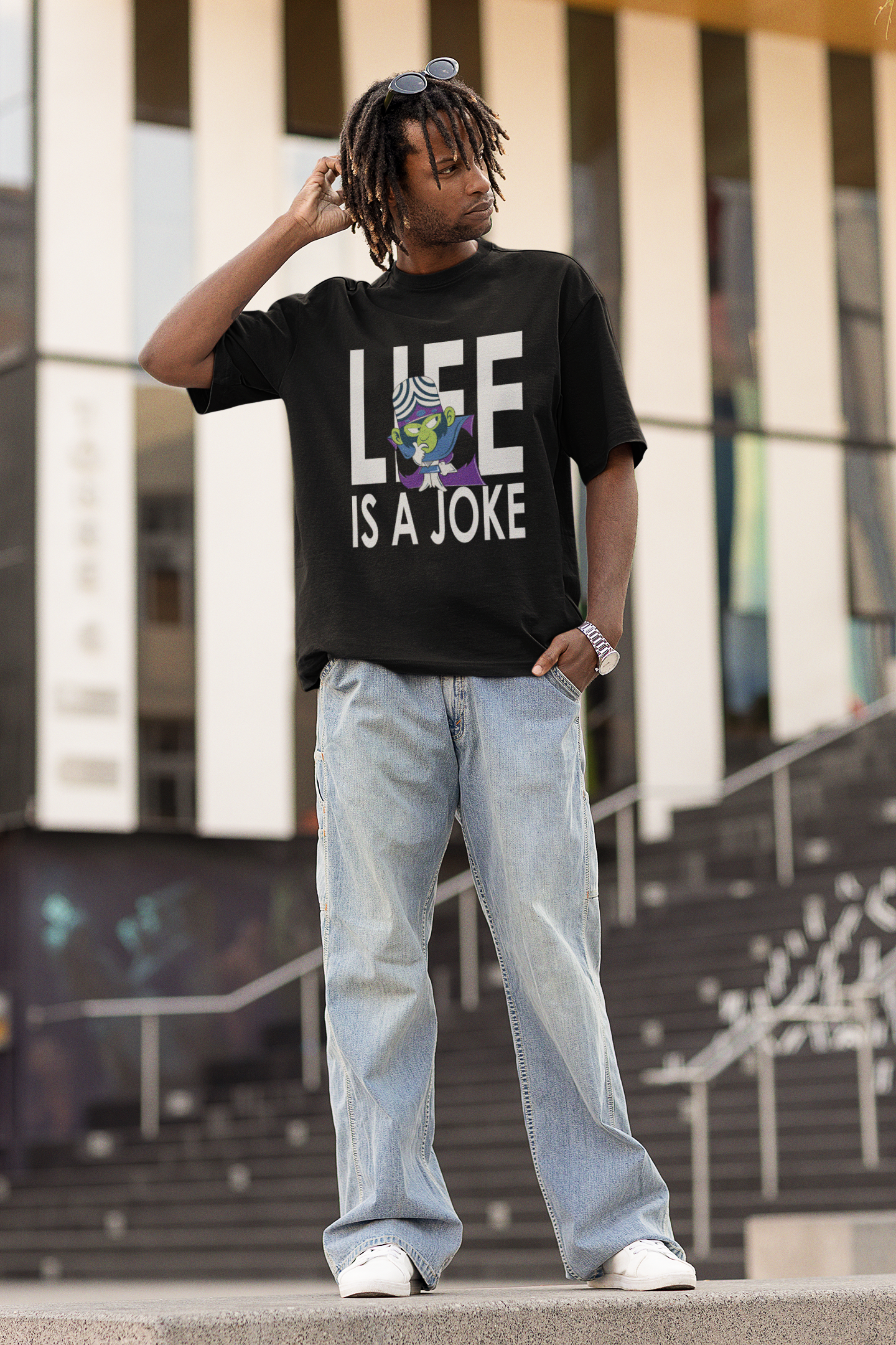 LIFE IS A JOKE - MOJO JOJO - Oversized T-Shirts BLACK