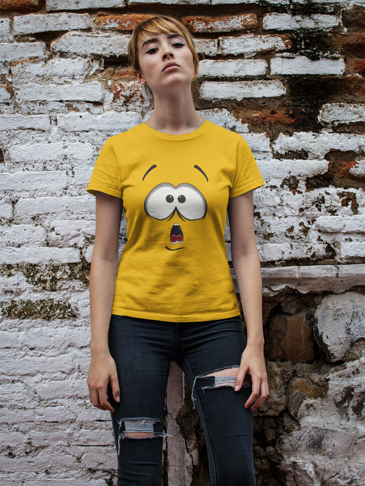 SURPRISING FACE : HALF-SLEEVE T-SHIRT YELLOW