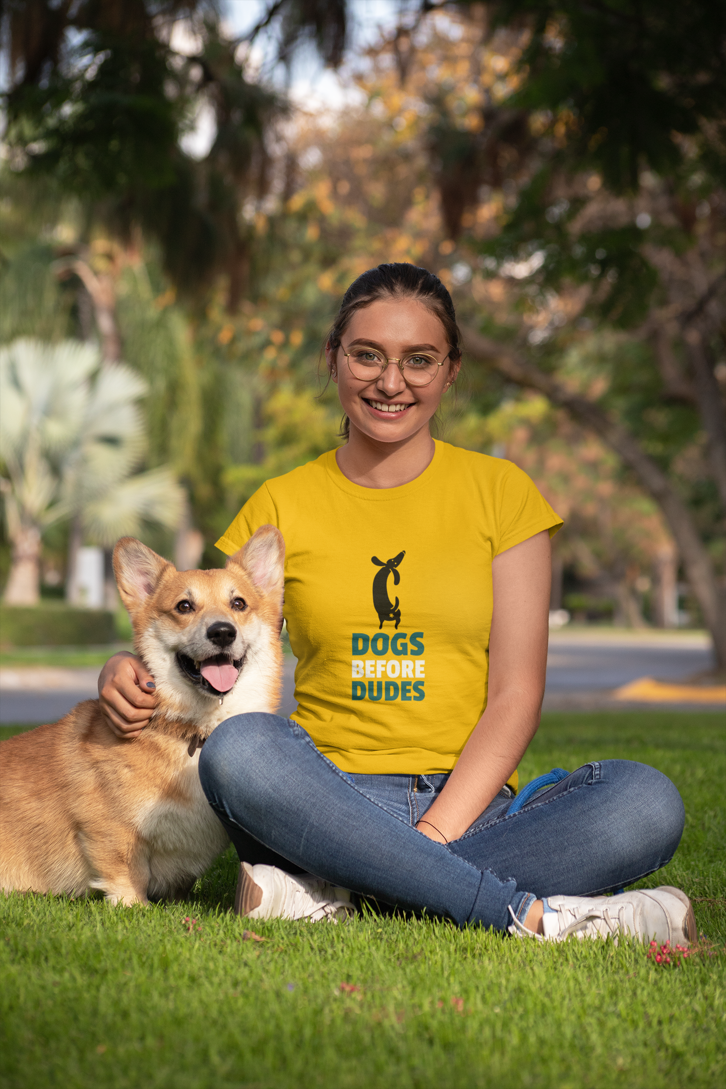 " DOGS BEFORE DUDES " - UNISEX HALF-SLEEVE T-SHIRTS YELLOW